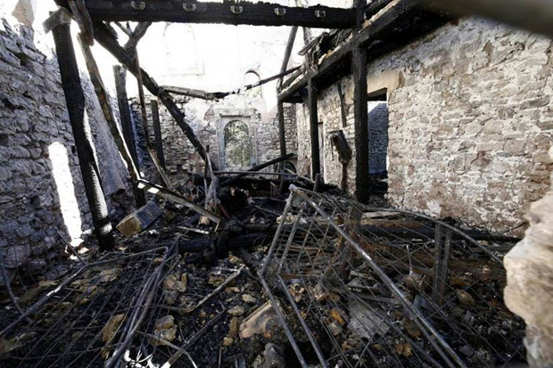 019b chateau st pierre incendie