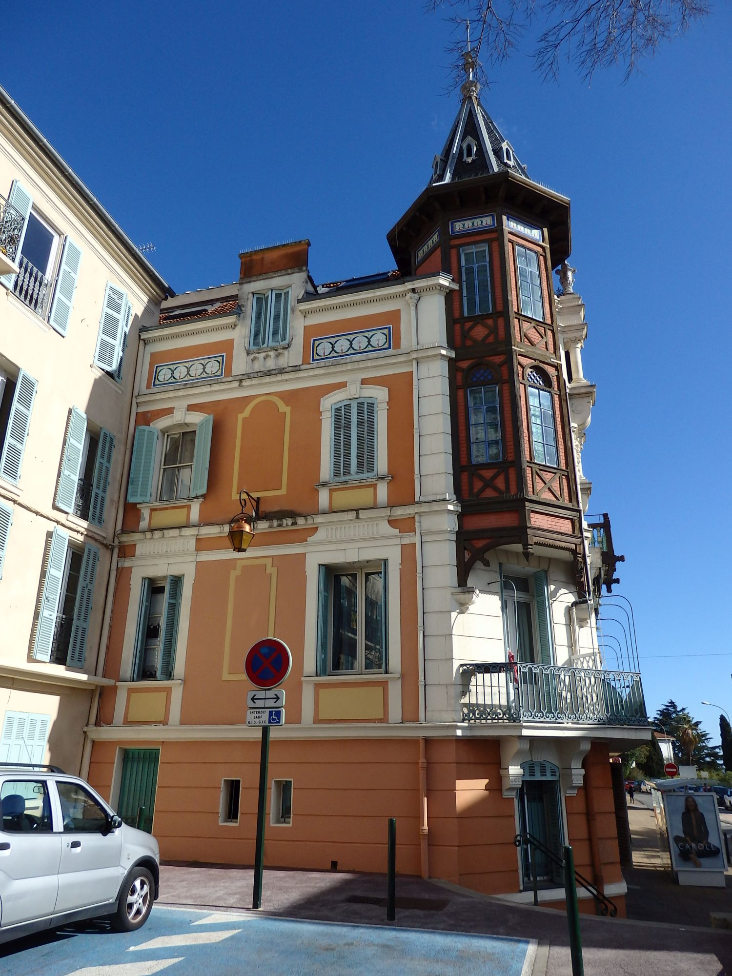 072 villa st hubert2